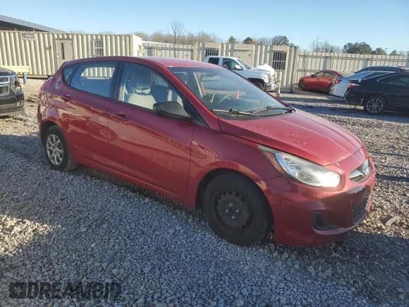 ✅ 2013 Hyundai Accent GS • VIN: KMHCT5AE6DU065652 • Лот: 86051684. Опубликован ранее на Copart с пробегом 247 902 миль. Бесплатный доступ к архиву аукционных продаж из США и подробный отчёт об истории автомобиля на DreamBid. Изображение 4.
