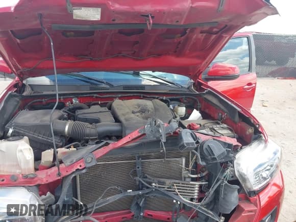 ✅ 2019 Toyota Tacoma SR5 • VIN: 3TMAZ5CN7KM103639 • Лот: 42225509. Опубликован ранее на IAAI с пробегом 76 074 миль. Бесплатный доступ к архиву аукционных продаж из США и подробный отчёт об истории автомобиля на DreamBid. Изображение 10.