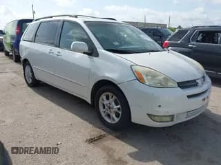 ✅ 2005 Toyota Sienna XLE • VIN: 5TDZA22C15S317622 • Lot: 42428944. Wystawiony na IAAI z przebiegiem 310 848 mil. Bezpłatny archiwum sprzedaży aukcyjnych z USA i szczegółowy raport historii pojazdu na DreamBid. Zdjęcie 1.