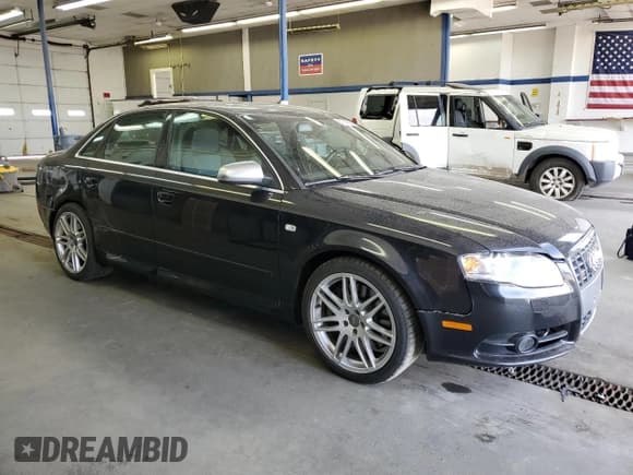 ✅ 2008 Audi S4 • VIN: WAUGL78E18A162303 • Lot: 56347265. Listed on Copart with 56,011 mi. Free auction sales archive from the USA and detailed vehicle history report at DreamBid. Image 4.