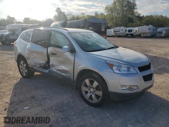✅ 2012 Chevrolet Traverse 1LT • VIN: 1GNKRGED3CJ399382 • Лот: 71066525. Опубликован ранее на Copart с пробегом 130 239 миль. Бесплатный доступ к архиву аукционных продаж из США и подробный отчёт об истории автомобиля на DreamBid. Изображение 4.