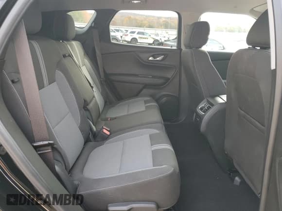 ✅ 2023 Chevrolet Blazer LT • VIN: 3GNKBCR40PS222252 • Лот: 91873445. Опубликован ранее на Copart с пробегом 15 221 миль. Бесплатный доступ к архиву аукционных продаж из США и подробный отчёт об истории автомобиля на DreamBid. Изображение 11.