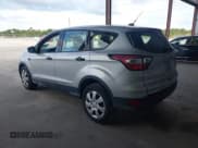 ✅ 2017 Ford Escape S • VIN: 1FMCU0F72HUE65370 • Lot: 43636390. Wystawiony na IAAI z przebiegiem 108 707 mil. Bezpłatny archiwum sprzedaży aukcyjnych z USA i szczegółowy raport historii pojazdu na DreamBid. Zdjęcie 3.