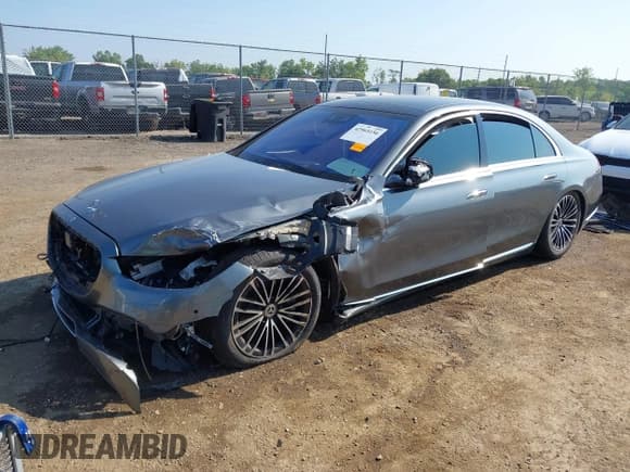 ✅ 2021 Mercedes-Benz S 580 • VIN: W1K6G7GBXMA040405 • Lot: 42965156. Wystawiony na IAAI z przebiegiem 38 370 mil. Bezpłatny archiwum sprzedaży aukcyjnych z USA i szczegółowy raport historii pojazdu na DreamBid. Zdjęcie 2.