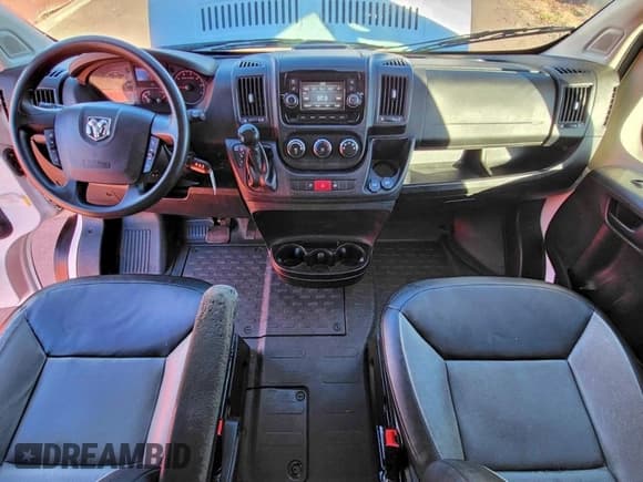 ✅ 2019 Ram ProMaster Cargo • VIN: 3C6TRVAG5KE526220 • Лот: 96325035. Опубликован ранее на Copart с пробегом 57 749 миль. Бесплатный доступ к архиву аукционных продаж из США и подробный отчёт об истории автомобиля на DreamBid. Изображение 9.