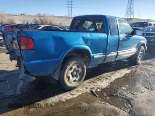 ✅ 2000 Chevrolet S-10 LS • VIN: 1GCDT19W1Y8133613 • Лот: 88169015. Опубликован ранее на Copart с пробегом 205 073 миль. Бесплатный доступ к архиву аукционных продаж из США и подробный отчёт об истории автомобиля на DreamBid. Изображение 3.