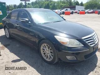 ✅ 2009 Hyundai Genesis • VIN: KMHGC46E59U061085 • Лот: 42809791. Опубликован ранее на IAAI с пробегом 179 766 миль. Бесплатный доступ к архиву аукционных продаж из США и подробный отчёт об истории автомобиля на DreamBid. Изображение 1.