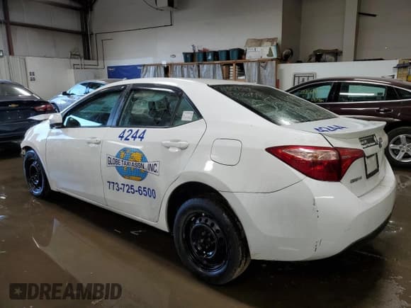 ✅ 2018 Toyota Corolla LE Eco • VIN: 5YFBPRHE4JP835941 • Lot: 72525224. Wystawiony na Copart z przebiegiem Nie podano. Bezpłatny archiwum sprzedaży aukcyjnych z USA i szczegółowy raport historii pojazdu na DreamBid. Zdjęcie 2.