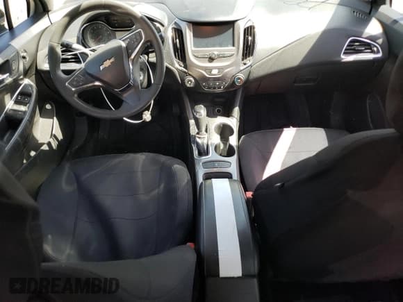 ✅ 2016 Chevrolet Cruze LT • VIN: 1G1BE5SMXG7266952 • Lot: 47970463. Listed on Copart with 140,617 mi. Free auction sales archive from the USA and detailed vehicle history report at DreamBid. Image 8.