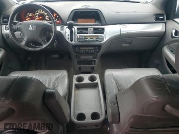 ✅ 2010 Honda Odyssey EX-L • VIN: 5FNRL3H75AB056083 • Lot: 91413545. Listed on Copart with 211,442 mi. Free auction sales archive from the USA and detailed vehicle history report at DreamBid. Image 8.