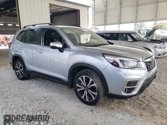 ✅ 2021 Subaru Forester Limited • VIN: JF2SKAUC6MH454212 • Lot: 81477165. Listed on Copart with 27,860 mi. Free auction sales archive from the USA and detailed vehicle history report at DreamBid. Image 4.