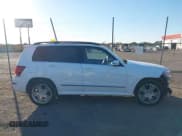 ✅ 2015 Mercedes-Benz GLK 350 • VIN: WDCGG8JB6FG403404 • Лот: 43531918. Опубликован ранее на IAAI с пробегом 127 466 миль. Бесплатный доступ к архиву аукционных продаж из США и подробный отчёт об истории автомобиля на DreamBid. Изображение 14.