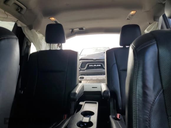 ✅ 2016 Toyota Highlander Limited • VIN: 5TDYKRFH1GS155520 • Lot: 82373675. Listed on Copart with 154,195 mi. Free auction sales archive from the USA and detailed vehicle history report at DreamBid. Image 10.