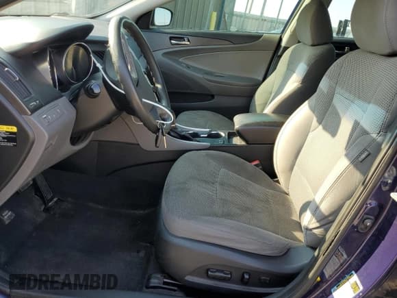 ✅ 2013 Hyundai Sonata GLS • VIN: 5NPEB4AC3DH748637 • Lot: 72434844. Listed on Copart with 190,559 mi. Free auction sales archive from the USA and detailed vehicle history report at DreamBid. Image 7.