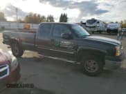 ✅ 2003 Chevrolet Silverado 2500HD LS • VIN: 1GCHK29U03E249694 • Lot: 87290335. Wystawiony na Copart z przebiegiem Nie podano. Bezpłatny archiwum sprzedaży aukcyjnych z USA i szczegółowy raport historii pojazdu na DreamBid. Zdjęcie 4.