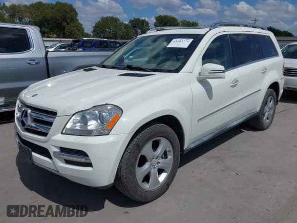 ✅ 2012 Mercedes-Benz GL 450 • VIN: 4JGBF7BE4CA799008 • Lot: 43203776. Wystawiony na IAAI z przebiegiem 142 800 mil. Bezpłatny archiwum sprzedaży aukcyjnych z USA i szczegółowy raport historii pojazdu na DreamBid. Zdjęcie 2.