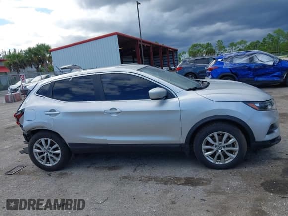 ✅ 2022 Nissan Rogue S • VIN: JN1BJ1AV4NW580933 • Lot: 43280977. Listed on IAAI with 30,599 mi. Free auction sales archive from the USA and detailed vehicle history report at DreamBid. Image 13.