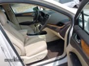 ✅ 2015 Lincoln MKC • VIN: 5LMTJ2AH1FUJ32057 • Lot: 42495924. Listed on IAAI with 82,125 mi. Free auction sales archive from the USA and detailed vehicle history report at DreamBid. Image 5.