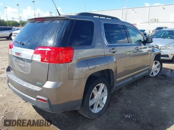 ✅ 2012 GMC Terrain SLT-1 • VIN: 2GKALUEK6C6245687 • Lot: 43189985. Wystawiony na IAAI z przebiegiem 126 148 mil. Bezpłatny archiwum sprzedaży aukcyjnych z USA i szczegółowy raport historii pojazdu na DreamBid. Zdjęcie 4.