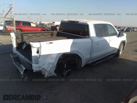 ✅ 2020 GMC Sierra 1500 SLE • VIN: 3GTU9BEDXLG135596 • Лот: 28343576. Опубликован ранее на IAAI с пробегом 8 590 миль. Бесплатный доступ к архиву аукционных продаж из США и подробный отчёт об истории автомобиля на DreamBid. Изображение 4.