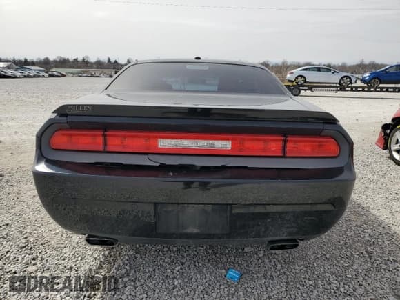 ✅ 2014 Dodge Challenger R/T • VIN: 2C3CDYBT7EH183251 • Lot: 48219555. Wystawiony na Copart z przebiegiem 289 340 mil. Bezpłatny archiwum sprzedaży aukcyjnych z USA i szczegółowy raport historii pojazdu na DreamBid. Zdjęcie 6.