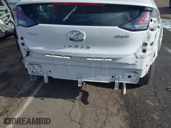 ✅ 2020 Hyundai Ioniq SE • VIN: KMHC65LD7LU199709 • Lot: 41416448. Wystawiony na IAAI z przebiegiem 50 145 mil. Bezpłatny archiwum sprzedaży aukcyjnych z USA i szczegółowy raport historii pojazdu na DreamBid. Zdjęcie 6.