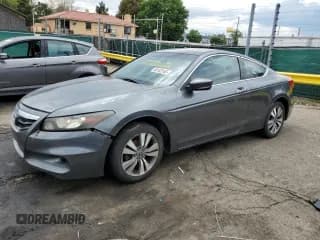 ✅ 2012 Honda Accord LX-S • VIN: 1HGCS1A36CA010800 • Лот: 66102185. Опубликован ранее на Copart с пробегом 160 103 миль. Бесплатный доступ к архиву аукционных продаж из США и подробный отчёт об истории автомобиля на DreamBid. Изображение 1.