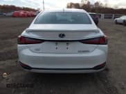 ✅ 2020 Lexus ES 300h • VIN: 58AD21B19LU004623 • Lot: 43619390. Listed on IAAI with 92,580 mi. Free auction sales archive from the USA and detailed vehicle history report at DreamBid. Image 16.