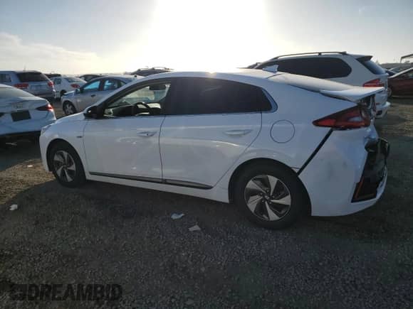 2017 Hyundai Ioniq SEL с VIN KMHC75LC0HU049422, выставлен на аукционе Copart как лот 91028445 с пробегом 279 921 миль миль и Списание • Salvage title. История ставок и продаж доступна на DreamBid. Изображение 2.