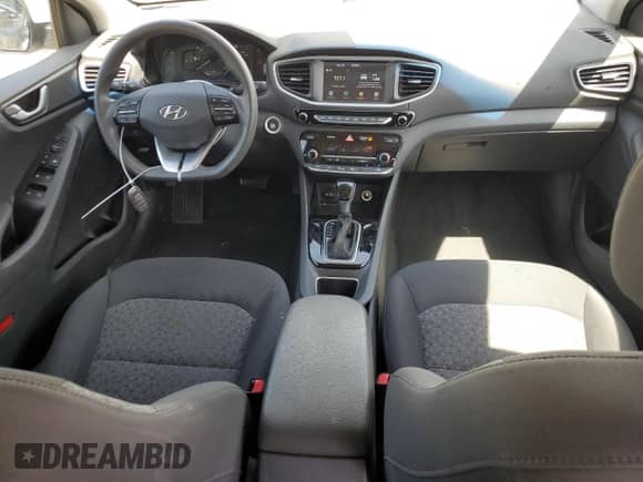 2018 Hyundai Ioniq Blue с VIN KMHC65LCXJU065684, выставлен на аукционе Copart как лот 69674124 с пробегом 104 554 миль миль и Списание • Salvage title. История ставок и продаж доступна на DreamBid. Изображение 8.