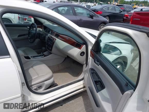 2007 Chevrolet Impala SS с VIN 2G1WD58C379320349, выставлен на аукционе IAAI как лот 43087406 с пробегом 73 434 миль миль и . История ставок и продаж доступна на DreamBid. Изображение 5.