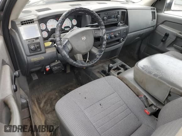 ✅ 2006 Dodge 2500 ST • VIN: 3D7KS26D16G202123 • Lot: 53137755. Wystawiony na Copart z przebiegiem 280 788 mil. Bezpłatny archiwum sprzedaży aukcyjnych z USA i szczegółowy raport historii pojazdu na DreamBid. Zdjęcie 8.