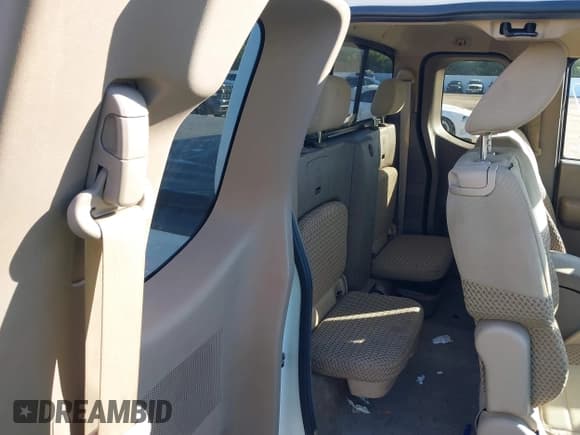 ✅ 2013 Nissan Frontier SV • VIN: 1N6BD0CT1DN737832 • Lot: 43503457. Listed on IAAI with 593,332 mi. Free auction sales archive from the USA and detailed vehicle history report at DreamBid. Image 8.