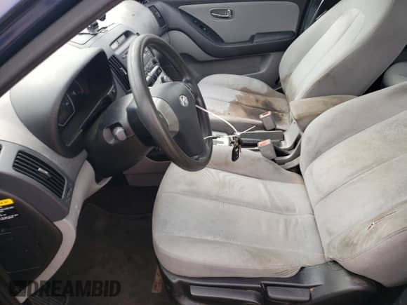 2010 Hyundai Elantra GLS с VIN KMHDU4AD1AU189519, выставлен на аукционе Copart как лот 48059015 с пробегом 167 842 миль миль и Списание • Salvage title. История ставок и продаж доступна на DreamBid. Изображение 7.