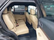 ✅ 2016 Ford Explorer Limited • VIN: 1FM5K7F89GGA79560 • Лот: 42947738. Опубликован ранее на IAAI с пробегом 186 708 миль. Бесплатный доступ к архиву аукционных продаж из США и подробный отчёт об истории автомобиля на DreamBid. Изображение 8.