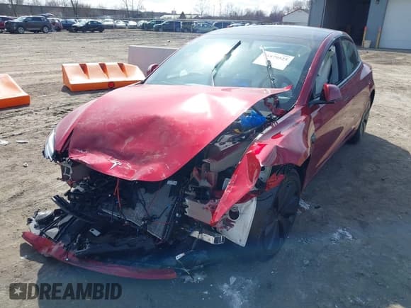 ✅ 2024 Tesla Model 3 • VIN: 5YJ3E1EA4RF858852 • Lot: 41879525. Wystawiony na IAAI z przebiegiem 7 617 mil. Bezpłatny archiwum sprzedaży aukcyjnych z USA i szczegółowy raport historii pojazdu na DreamBid. Zdjęcie 6.