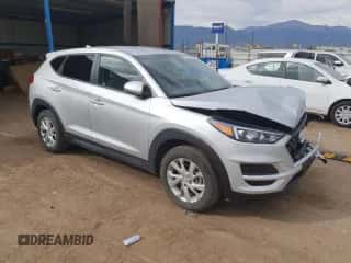 2019 Hyundai Tucson SE z VIN KM8J2CA40KU920560, wystawiony jako Copart lot #86290185 z przebiegiem 49 249 mil mil oraz Szkoda całkowita • Salvage title. Historia ofert i sprzedaży dostępna na DreamBid. Obrazek 4.