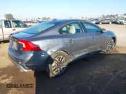 ✅ 2017 Volvo S60 Dynamic • VIN: YV126MFL8H2422480 • Lot: 43566513. Listed on IAAI with 111,721 mi. Free auction sales archive from the USA and detailed vehicle history report at DreamBid. Image 4.