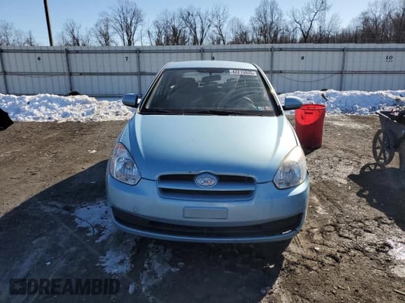 ✅ 2010 Hyundai Accent GS • VIN: KMHCM3AC3AU154865 • Лот: 42215935. Опубликован ранее на Copart с пробегом 127 395 миль. Бесплатный доступ к архиву аукционных продаж из США и подробный отчёт об истории автомобиля на DreamBid. Изображение 5.