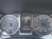 ✅ 2017 Toyota Tacoma Limited • VIN: 3TMGZ5AN7HM063939 • Lot: 42769466. Wystawiony na IAAI z przebiegiem 58 408 mil. Bezpłatny archiwum sprzedaży aukcyjnych z USA i szczegółowy raport historii pojazdu na DreamBid. Zdjęcie 7.