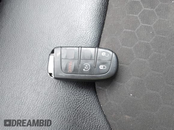 ✅ 2019 Jeep Compass Latitude • VIN: 3C4NJDBB0KT850712 • Lot: 42392007. Listed on IAAI with 152,282 mi. Free auction sales archive from the USA and detailed vehicle history report at DreamBid. Image 11.