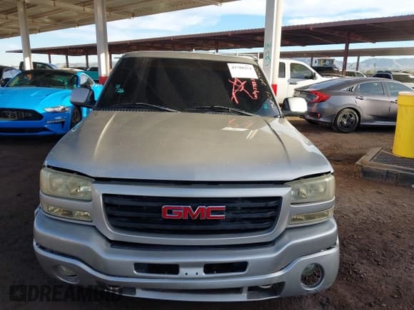 ✅ 2004 GMC Sierra 1500 SLE • VIN: 2GTEC19T541203430 • Lot: 43788254. Listed on IAAI with 253,690 mi. Free auction sales archive from the USA and detailed vehicle history report at DreamBid. Image 6.