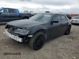 ✅ 2011 Chrysler 300 • VIN: 2C3CA4CG0BH516761 • Lot: 55335425. Wystawiony na Copart z przebiegiem 86 966 mil. Bezpłatny archiwum sprzedaży aukcyjnych z USA i szczegółowy raport historii pojazdu na DreamBid. Zdjęcie 1.