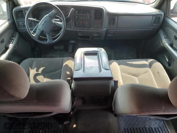 ✅ 2003 GMC Sierra 2500HD SLE • VIN: 1GTHK23U53F180732 • Lot: 59862755. Wystawiony na Copart z przebiegiem 218 800 mil. Bezpłatny archiwum sprzedaży aukcyjnych z USA i szczegółowy raport historii pojazdu na DreamBid. Zdjęcie 8.