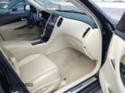 ✅ 2017 Infiniti QX50 • VIN: JN1BJ0RPXHM389808 • Lot: 43026994. Wystawiony na IAAI z przebiegiem 83 768 mil. Bezpłatny archiwum sprzedaży aukcyjnych z USA i szczegółowy raport historii pojazdu na DreamBid. Zdjęcie 5.