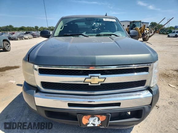 ✅ 2011 Chevrolet Silverado 1500 LS • VIN: 1GCRCREA6BZ163237 • Lot: 80580305. Listed on Copart with 105,436 mi. Free auction sales archive from the USA and detailed vehicle history report at DreamBid. Image 5.