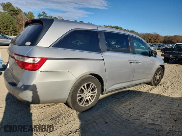 ✅ 2012 Honda Odyssey EX • VIN: 5FNRL5H4XCB084403 • Lot: 92937615. Wystawiony na Copart z przebiegiem 159 588 mil. Bezpłatny archiwum sprzedaży aukcyjnych z USA i szczegółowy raport historii pojazdu na DreamBid. Zdjęcie 3.