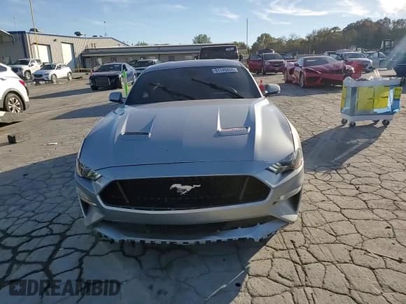 ✅ 2022 Ford Mustang GT • VIN: 1FA6P8CF6N5136234 • Лот: 91149455. Опубликован ранее на Copart с пробегом 26 495 миль. Бесплатный доступ к архиву аукционных продаж из США и подробный отчёт об истории автомобиля на DreamBid. Изображение 14.