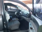 ✅ 2015 Toyota Tacoma PreRunner • VIN: 3TMKU4HN0FM046941 • Lot: 42533553. Wystawiony na IAAI z przebiegiem 123 115 mil. Bezpłatny archiwum sprzedaży aukcyjnych z USA i szczegółowy raport historii pojazdu na DreamBid. Zdjęcie 5.