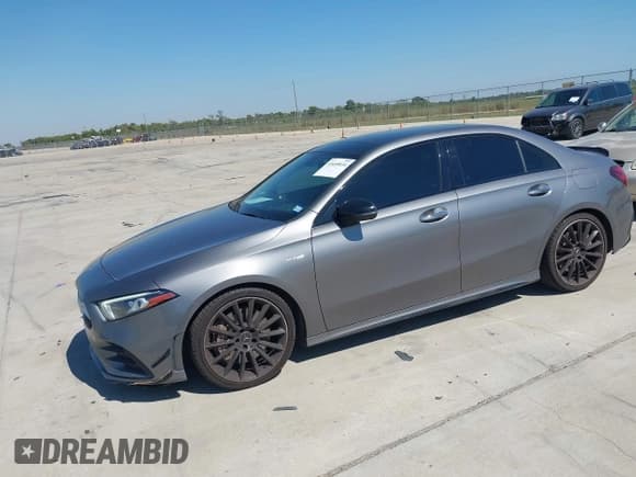 ✅ 2021 Mercedes-Benz A 35 AMG • VIN: W1K3G5BB4MJ265868 • Lot: 43455034. Listed on IAAI with 65,054 mi. Free auction sales archive from the USA and detailed vehicle history report at DreamBid. Image 17.